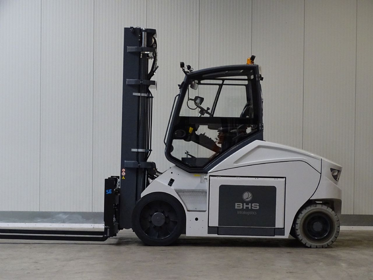 Montini MR10 - Li-ION - TRIPLEX - DEMO - El-truck: bilde 5 Montini MR10 - Li-ION - TRIPLEX - DEMO - El-truck: bilde 5