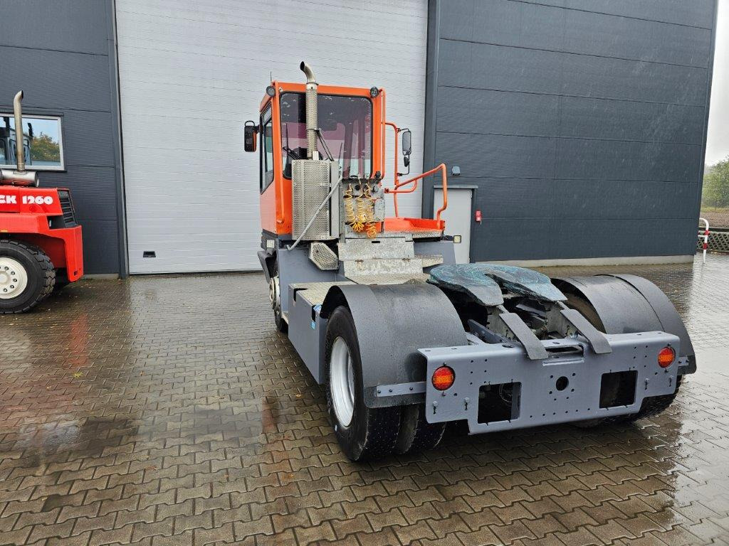 Terberg YT182 - Terminaltraktor: bilde 5 Terberg YT182 - Terminaltraktor: bilde 5