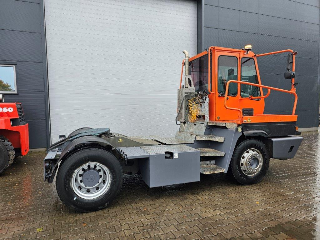 Terberg YT182 - Terminaltraktor: bilde 3 Terberg YT182 - Terminaltraktor: bilde 3