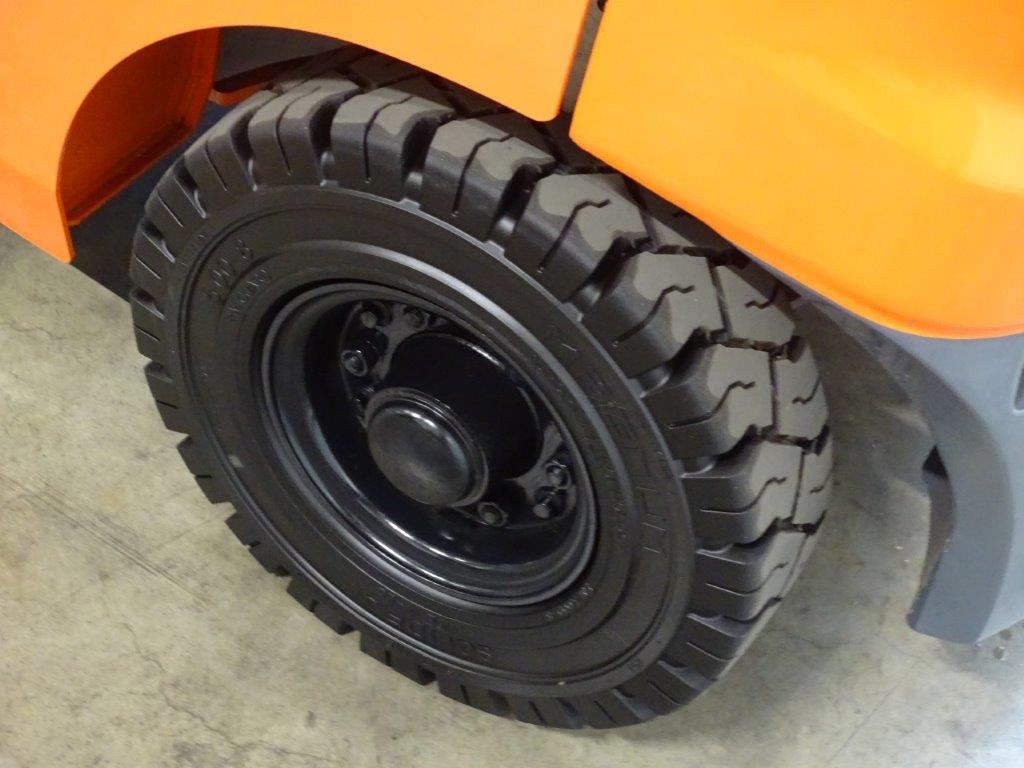 Gaffeltruck Toyota 02-8FGF18 - DEMO - TRIPLEX: bilde 10 Gaffeltruck Toyota 02-8FGF18 - DEMO - TRIPLEX: bilde 10