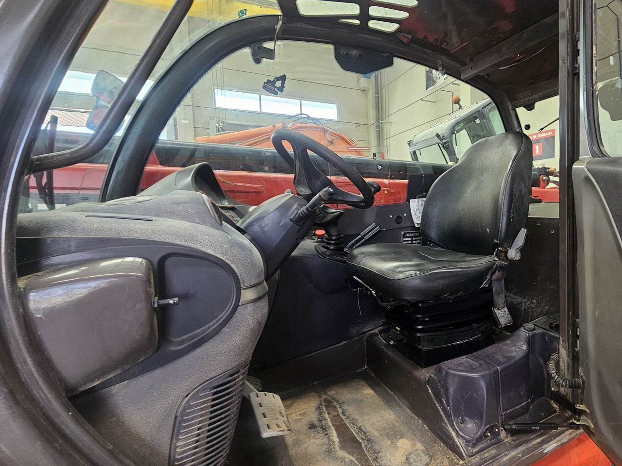 MANITOU MT1335 EASY - Teleskoplastere: bilde 4 MANITOU MT1335 EASY - Teleskoplastere: bilde 4