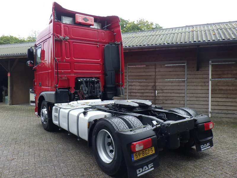 DAF XF 440 8 Tons vooras / Standairco / Standkachel - Trekkvogn: bilde 4 DAF XF 440 8 Tons vooras / Standairco / Standkachel - Trekkvogn: bilde 4