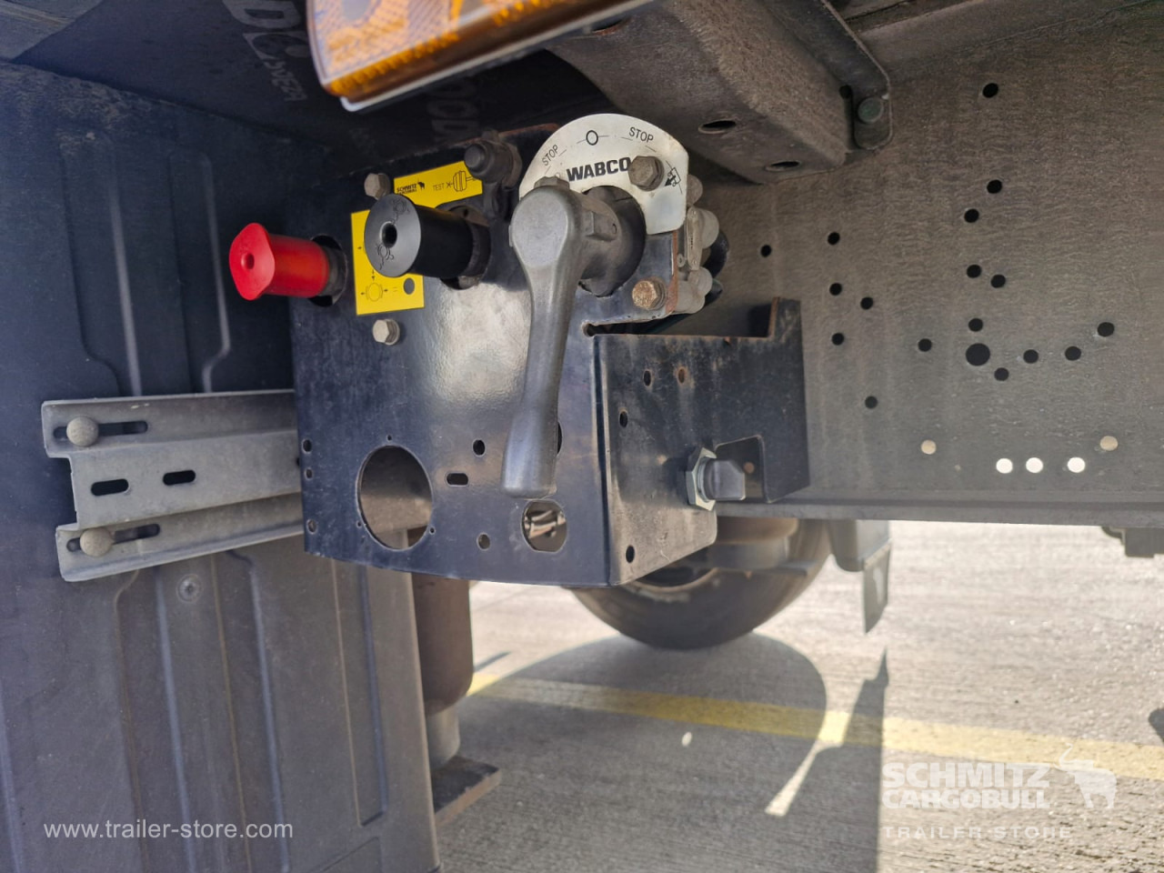 SCHMITZ Curtainsider Varios - Gardintrailer: bilde 4 SCHMITZ Curtainsider Varios - Gardintrailer: bilde 4