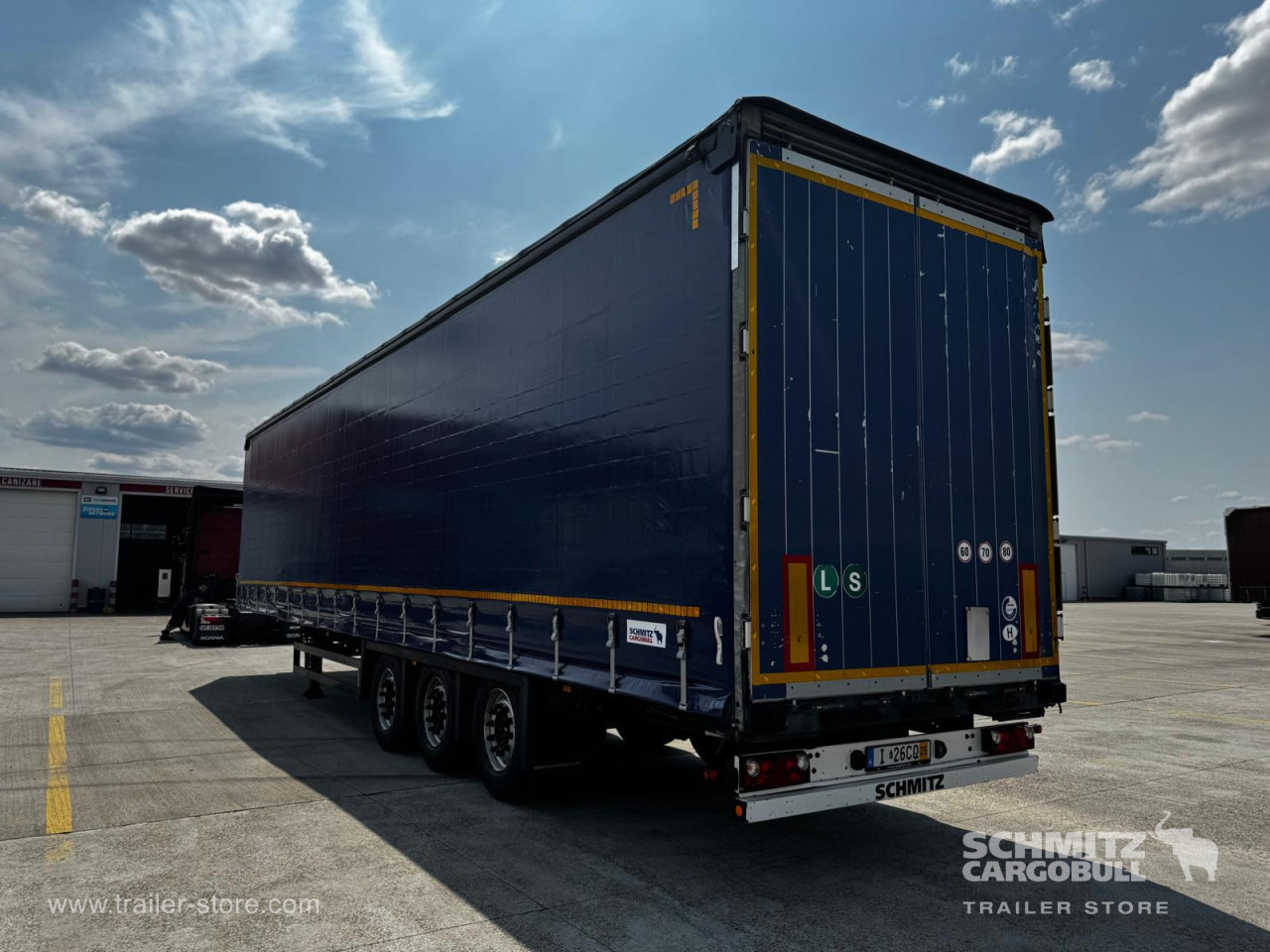 SCHMITZ Curtainsider Varios - Gardintrailer: bilde 4 SCHMITZ Curtainsider Varios - Gardintrailer: bilde 4