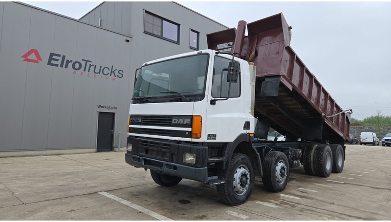 DAF 85 CF 340 (EURO 2 / MANUAL PUMP / STEEL SUSP. / POSSIBLE AS CHASSIS / 8X4) - Tippbil: bilde 1 DAF 85 CF 340 (EURO 2 / MANUAL PUMP / STEEL SUSP. / POSSIBLE AS CHASSIS / 8X4) - Tippbil: bilde 1