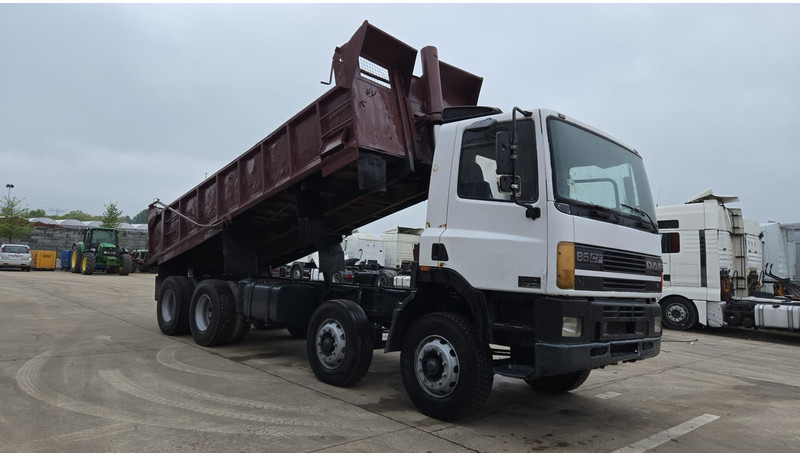 DAF 85 CF 340 (EURO 2 / MANUAL PUMP / STEEL SUSP. / POSSIBLE AS CHASSIS / 8X4) - Tippbil: bilde 3 DAF 85 CF 340 (EURO 2 / MANUAL PUMP / STEEL SUSP. / POSSIBLE AS CHASSIS / 8X4) - Tippbil: bilde 3