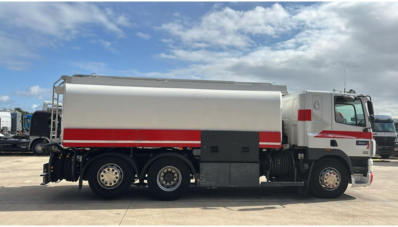 DAF CF 85.430 (20270 LITERS / EURO 3 / TOP CONDITION !!! / PARFAIT ETAT / 6X2 / BOITE MANUELLE) - Tankbil: bilde 4 DAF CF 85.430 (20270 LITERS / EURO 3 / TOP CONDITION !!! / PARFAIT ETAT / 6X2 / BOITE MANUELLE) - Tankbil: bilde 4