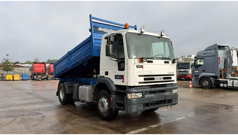 Iveco Eurotech 190 E 34 (POMPE MANUELLE / BOITE MANUELLE / MANUAL PUMP / FULL STEEL SUSP. / LAMES) - Tippbil: bilde 2 Iveco Eurotech 190 E 34 (POMPE MANUELLE / BOITE MANUELLE / MANUAL PUMP / FULL STEEL SUSP. / LAMES) - Tippbil: bilde 2