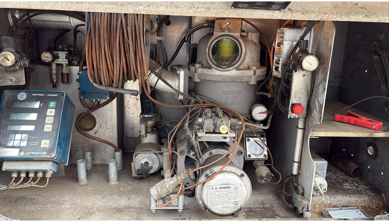 Leie MAN 10.153 (7500L / FULL STEEL / LAMES / BOITE MANUELLE / MANUAL GEARBOX) MAN 10.153 (7500L / FULL STEEL / LAMES / BOITE MANUELLE / MANUAL GEARBOX): bilde 19