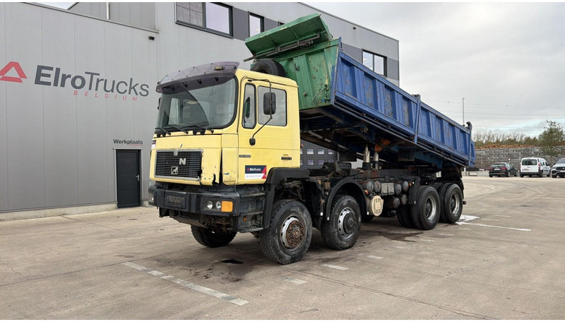 MAN 35.402 (8X8 / BIG AXLES / GRAND PONT / LAMES / STEEL SUSP. / 6 CYLINDER) - Tippbil: bilde 1 MAN 35.402 (8X8 / BIG AXLES / GRAND PONT / LAMES / STEEL SUSP. / 6 CYLINDER) - Tippbil: bilde 1