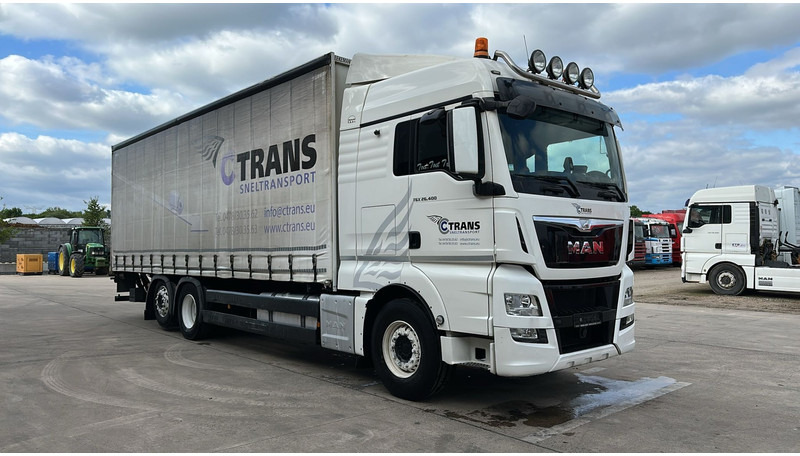 MAN TGX 26.400 (EURO 6 / 6X2 / LIFT / HAYON / BELGIAN TRUCK / GUTE ZUSTAND !! / 8.40 BOX LENGTH) - Kapellbil: bilde 2 MAN TGX 26.400 (EURO 6 / 6X2 / LIFT / HAYON / BELGIAN TRUCK / GUTE ZUSTAND !! / 8.40 BOX LENGTH) - Kapellbil: bilde 2