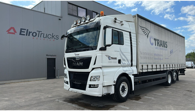MAN TGX 26.400 (EURO 6 / 6X2 / LIFT / HAYON / BELGIAN TRUCK / GUTE ZUSTAND !! / 8.40 BOX LENGTH) - Kapellbil: bilde 1 MAN TGX 26.400 (EURO 6 / 6X2 / LIFT / HAYON / BELGIAN TRUCK / GUTE ZUSTAND !! / 8.40 BOX LENGTH) - Kapellbil: bilde 1
