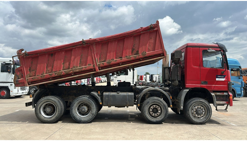 Mercedes-Benz Actros 4143 (8X6 / LAMES / EPS / V6 / GRAND PONT / BIG AXLE / 3 PEDALES) - Tippbil: bilde 5 Mercedes-Benz Actros 4143 (8X6 / LAMES / EPS / V6 / GRAND PONT / BIG AXLE / 3 PEDALES) - Tippbil: bilde 5