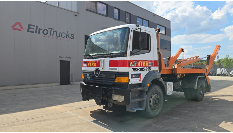 Mercedes-Benz Atego 1823 (BIG AXLE / STEEL SUSP. / LAMES / BOITE MANUELLE / MANUAL GETRIEBE) - Container-transport/ Vekselflak lastebil: bilde 1 Mercedes-Benz Atego 1823 (BIG AXLE / STEEL SUSP. / LAMES / BOITE MANUELLE / MANUAL GETRIEBE) - Container-transport/ Vekselflak lastebil: bilde 1