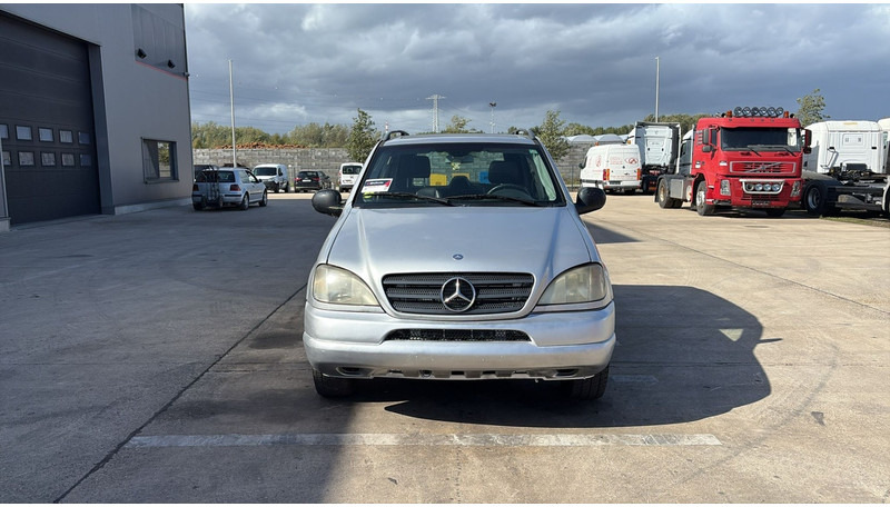 Mercedes-Benz M-Klasse ML 270 CDI - SUV: bilde 2 Mercedes-Benz M-Klasse ML 270 CDI - SUV: bilde 2