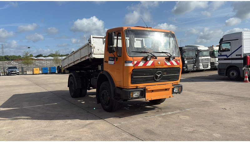Mercedes-Benz SK 1628 (V8 / LAMES / GRAND PONT / POMPE MANUELLE) - Tippbil: bilde 3 Mercedes-Benz SK 1628 (V8 / LAMES / GRAND PONT / POMPE MANUELLE) - Tippbil: bilde 3