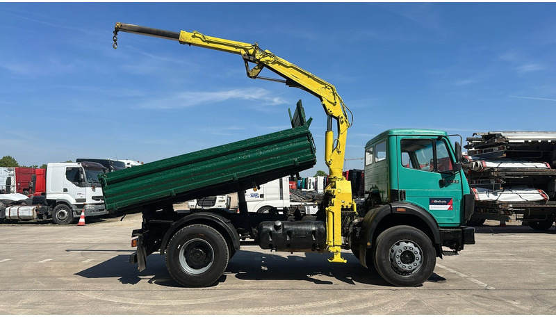 Mercedes-Benz SK 1722 (4X4 / LAMES / GRAND PONT / GRUE / TRES PROPRE / BIG HUB / STEEL SUSP. / V6) - Tippbil, Kranbil: bilde 4 Mercedes-Benz SK 1722 (4X4 / LAMES / GRAND PONT / GRUE / TRES PROPRE / BIG HUB / STEEL SUSP. / V6) - Tippbil, Kranbil: bilde 4