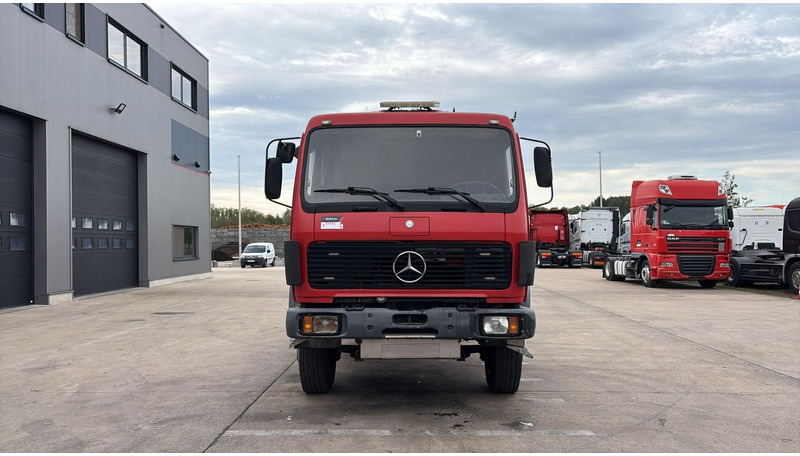 Mercedes-Benz SK 2233 (GRAND PONT / V8 AVEC 2X TURBO / BIG AXLE) - Chassis lastebil: bilde 2 Mercedes-Benz SK 2233 (GRAND PONT / V8 AVEC 2X TURBO / BIG AXLE) - Chassis lastebil: bilde 2