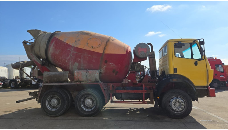 Mercedes-Benz SK 2527 (MALAXEUR / MIXER / POSSIBLE COMME CHASSIS / 6X4 / LAMES / GRAND PONT) - Betongbil: bilde 3 Mercedes-Benz SK 2527 (MALAXEUR / MIXER / POSSIBLE COMME CHASSIS / 6X4 / LAMES / GRAND PONT) - Betongbil: bilde 3