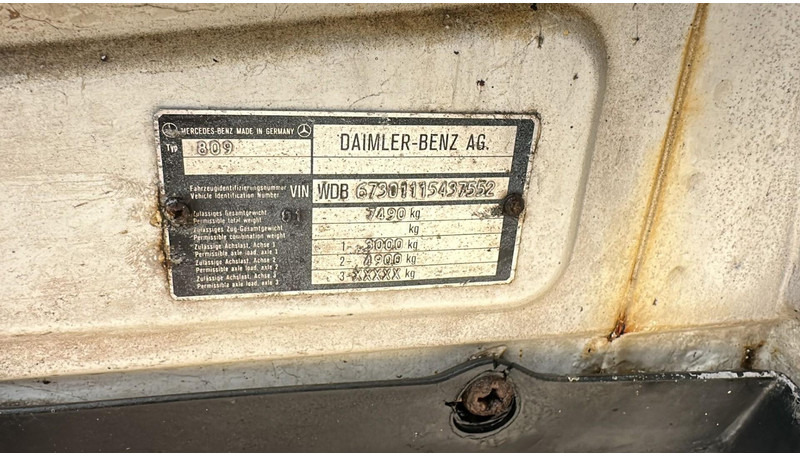 Leie Mercedes-Benz SK 809 (POMPE MANUELLE / MANUAL PUMP / HELPER / AUXILAIRY / SPER / STEEL SUSP.) Mercedes-Benz SK 809 (POMPE MANUELLE / MANUAL PUMP / HELPER / AUXILAIRY / SPER / STEEL SUSP.): bilde 15