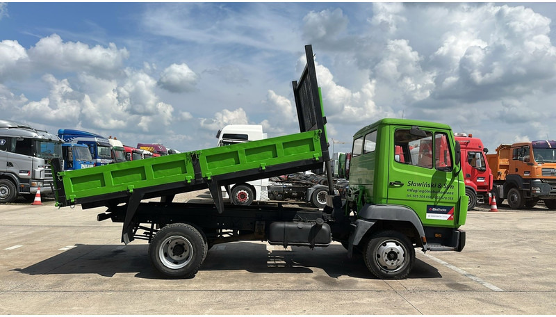 Mercedes-Benz SK 814 (MANUAL PUMP / POMPE MANUELLE / 6 CYLINDER / STEEL SUSP. / LAMES) - Tippbil: bilde 4 Mercedes-Benz SK 814 (MANUAL PUMP / POMPE MANUELLE / 6 CYLINDER / STEEL SUSP. / LAMES) - Tippbil: bilde 4
