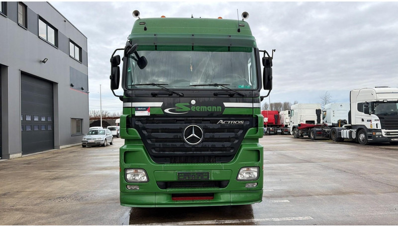 Mercedes-Benz actros 1844 (EPS / GRUE MKG 175 / CRANE MKG 175 / LAMES DEVANT / FRONT STEEL / PERFECT CONDITION / MP2) - Planbil, Kranbil: bilde 2 Mercedes-Benz actros 1844 (EPS / GRUE MKG 175 / CRANE MKG 175 / LAMES DEVANT / FRONT STEEL / PERFECT CONDITION / MP2) - Planbil, Kranbil: bilde 2