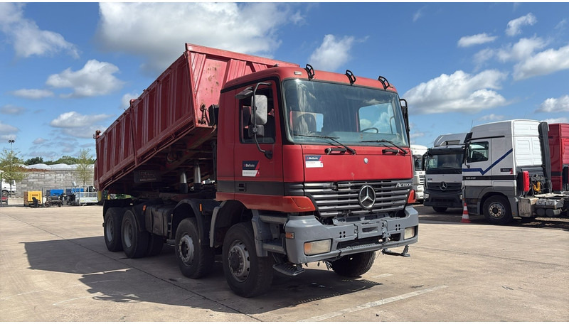 Mercedes-Benz actros 4140 (EPS / 8X6 / LAMES / GRAND PONT / GRAND BENNE / 3 PONTS / TRES BONNE ETAT) - Tippbil: bilde 3 Mercedes-Benz actros 4140 (EPS / 8X6 / LAMES / GRAND PONT / GRAND BENNE / 3 PONTS / TRES BONNE ETAT) - Tippbil: bilde 3