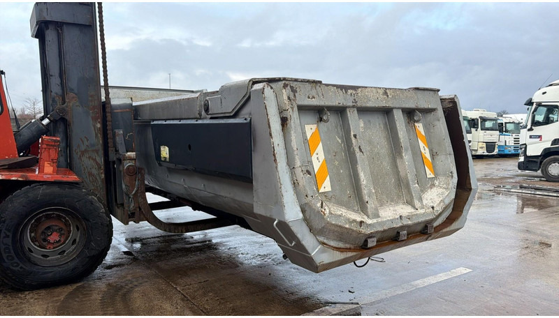 Meiller TIPPER / BENNE (6.10 x 2.30 x 1.35 / MEILLER / STEEL) - Reservedeler for Lastebil: bilde 3 Meiller TIPPER / BENNE (6.10 x 2.30 x 1.35 / MEILLER / STEEL) - Reservedeler for Lastebil: bilde 3
