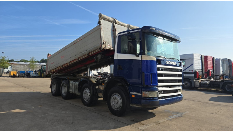 Scania 124-420 (BIG AXLE / GRAND PONT / LAMES / STEEL SUSP. / MANUAL GEARBOX / BOITE MANUELLE) - Tippbil: bilde 3 Scania 124-420 (BIG AXLE / GRAND PONT / LAMES / STEEL SUSP. / MANUAL GEARBOX / BOITE MANUELLE) - Tippbil: bilde 3