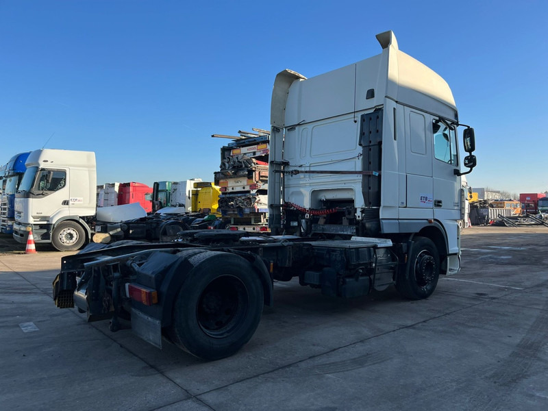 DAF 105 XF 460 Super Space Cab (MANUAL GEARBOX / BOITE MANUELLE) - Trekkvogn: bilde 5 DAF 105 XF 460 Super Space Cab (MANUAL GEARBOX / BOITE MANUELLE) - Trekkvogn: bilde 5