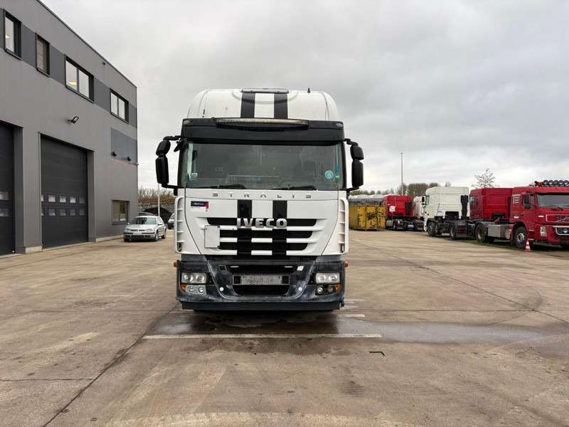 Iveco STRALIS 450 (MANUAL GEARBOX / BOITE MANUELLE) - Trekkvogn: bilde 4 Iveco STRALIS 450 (MANUAL GEARBOX / BOITE MANUELLE) - Trekkvogn: bilde 4