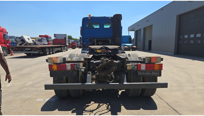 Mercedes-Benz Actros 2641 (LAMES / STEEL SUSP. / EPS / 3 PEDALES / GRAND PONT) - Trekkvogn: bilde 5 Mercedes-Benz Actros 2641 (LAMES / STEEL SUSP. / EPS / 3 PEDALES / GRAND PONT) - Trekkvogn: bilde 5