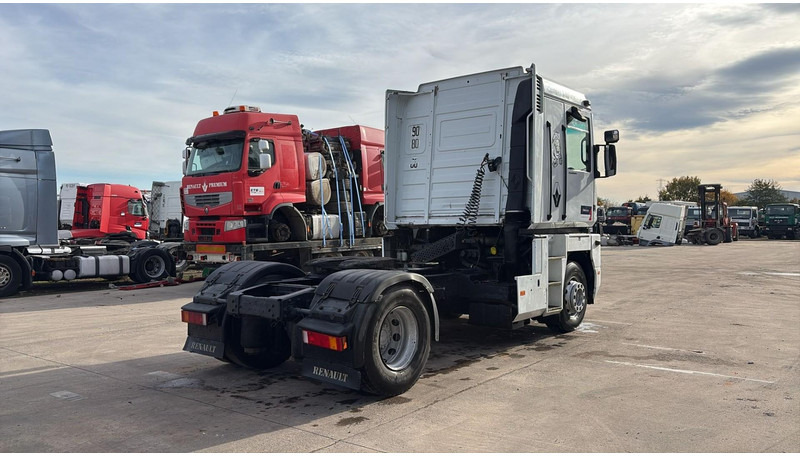 Renault AE 440 Magnum E-tech (BOITE MANUELLE / MANUAL GEARBOX) - Trekkvogn: bilde 4 Renault AE 440 Magnum E-tech (BOITE MANUELLE / MANUAL GEARBOX) - Trekkvogn: bilde 4