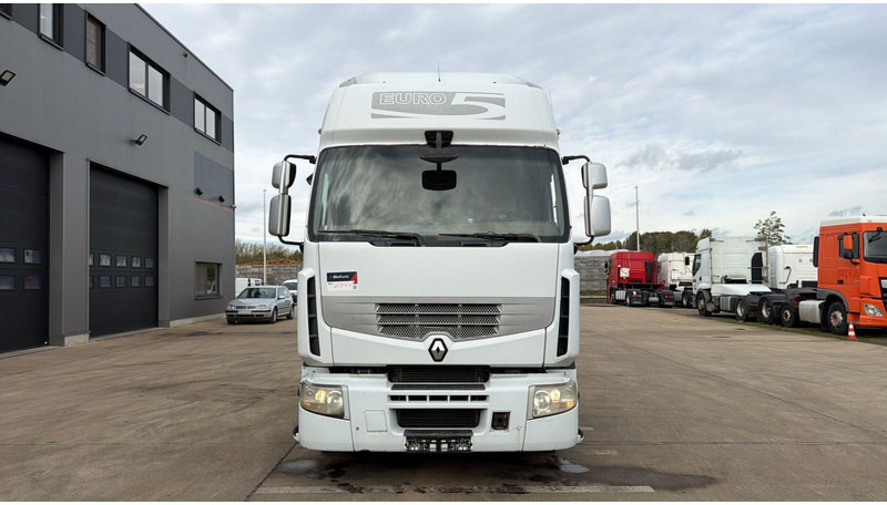 Renault Premium 450 DXI (BOITE MANUELLE / MANUAL GEARBOX) - Trekkvogn: bilde 2 Renault Premium 450 DXI (BOITE MANUELLE / MANUAL GEARBOX) - Trekkvogn: bilde 2