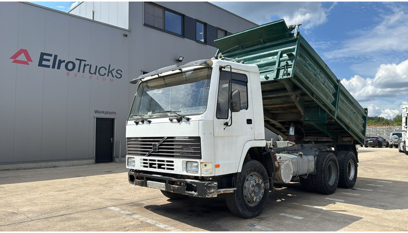 Volvo FL 10 - 280 (LAMES / POMPE MANUELLE / MANUAL PUMP / 6X4 / STEEL SUSP.) - Tippbil: bilde 1 Volvo FL 10 - 280 (LAMES / POMPE MANUELLE / MANUAL PUMP / 6X4 / STEEL SUSP.) - Tippbil: bilde 1