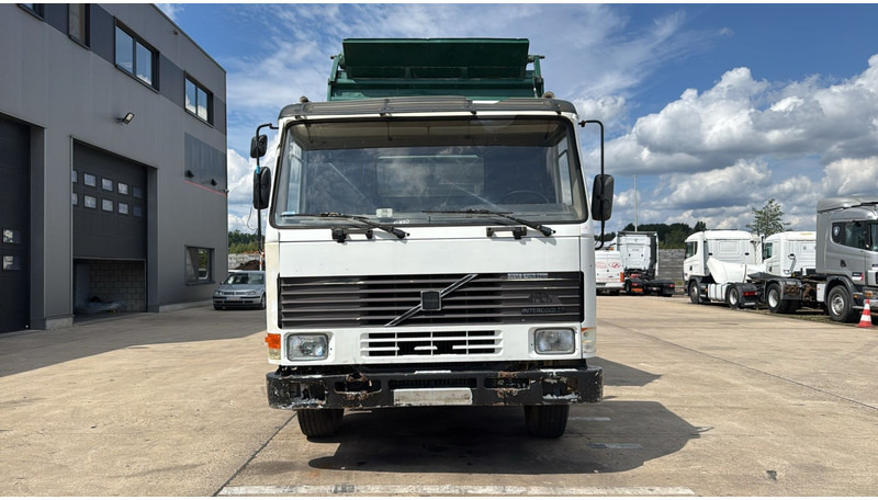 Volvo FL 10 - 280 (LAMES / POMPE MANUELLE / MANUAL PUMP / 6X4 / STEEL SUSP.) - Tippbil: bilde 5 Volvo FL 10 - 280 (LAMES / POMPE MANUELLE / MANUAL PUMP / 6X4 / STEEL SUSP.) - Tippbil: bilde 5