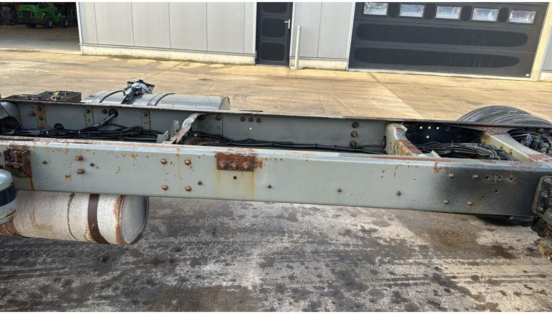 Chassis lastebil Volvo FL 220 (MANUAL GEARBOX / BOITE MANUELLE): bilde 15