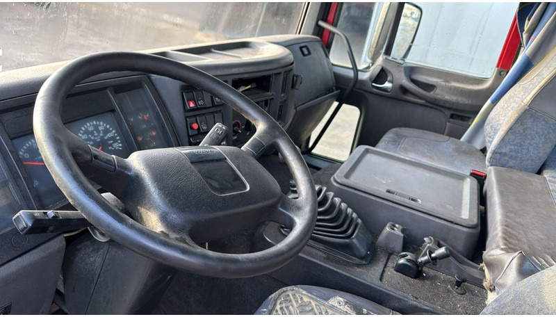 Chassis lastebil Volvo FL 220 (MANUAL GEARBOX / BOITE MANUELLE): bilde 9
