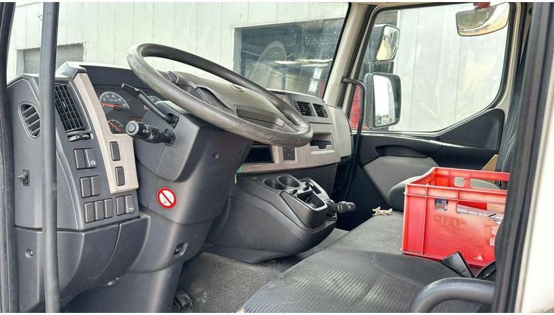 Leie Volvo FL 260 (LIFT 2000 KG / PERFECT BELGIAN TRUCK / 18 TON / EURO 5) Volvo FL 260 (LIFT 2000 KG / PERFECT BELGIAN TRUCK / 18 TON / EURO 5): bilde 14