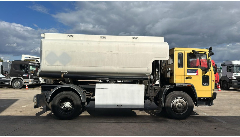 Volvo FL 6-18 (12400 LITERS / 3 COMPARTIMENTS / EURO 2 / STEEL SUSP. / LAMES) - Tankbil: bilde 4 Volvo FL 6-18 (12400 LITERS / 3 COMPARTIMENTS / EURO 2 / STEEL SUSP. / LAMES) - Tankbil: bilde 4