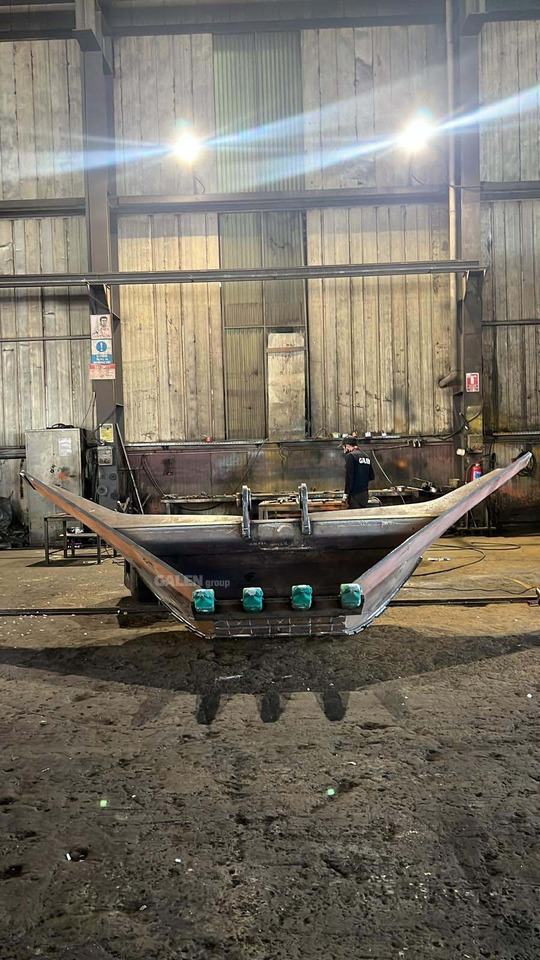 Hitachi ZX300 V-Type Bucket - Gravemaskinskuffe for Beltegraver: bilde 5 Hitachi ZX300 V-Type Bucket - Gravemaskinskuffe for Beltegraver: bilde 5