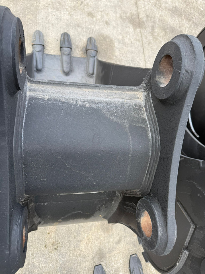 Komatsu PC200 - Gravemaskinskuffe for Bygg og anlegg: bilde 1 Komatsu PC200 - Gravemaskinskuffe for Bygg og anlegg: bilde 1