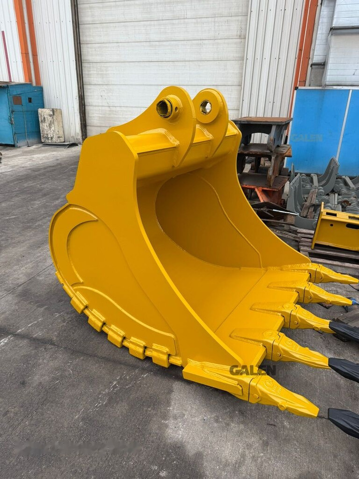 Komatsu PC300 Reinforced General Purpose Bucket - Gravemaskinskuffe: bilde 3 Komatsu PC300 Reinforced General Purpose Bucket - Gravemaskinskuffe: bilde 3