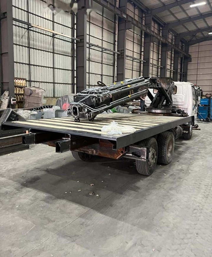 New Knuckle Crane Boom - Kran: bilde 3 New Knuckle Crane Boom - Kran: bilde 3