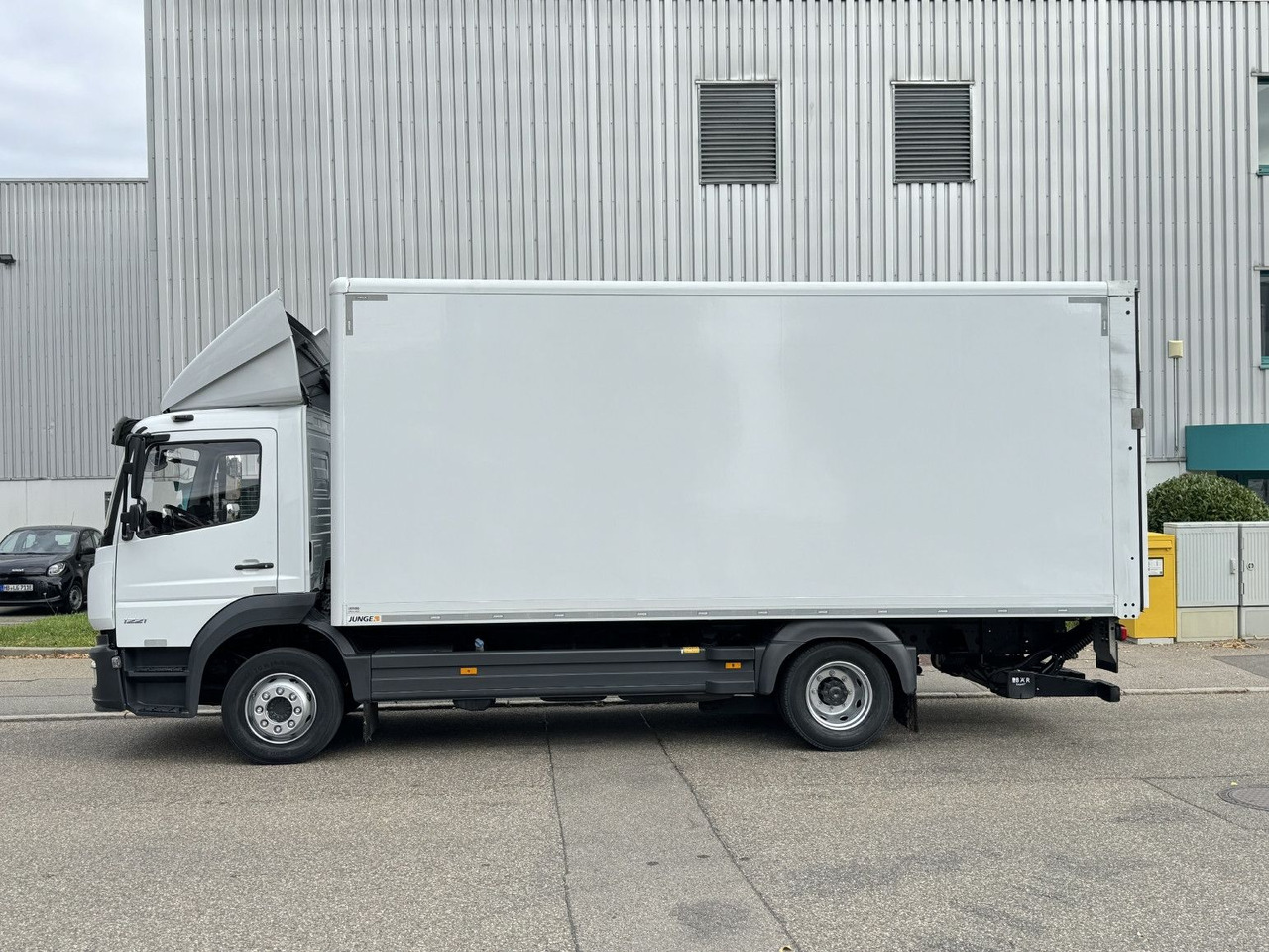 Mercedes-Benz Atego 1221 L Koffer 6,1m LBW AHK Klima TOP - Skapbil: bilde 4 Mercedes-Benz Atego 1221 L Koffer 6,1m LBW AHK Klima TOP - Skapbil: bilde 4