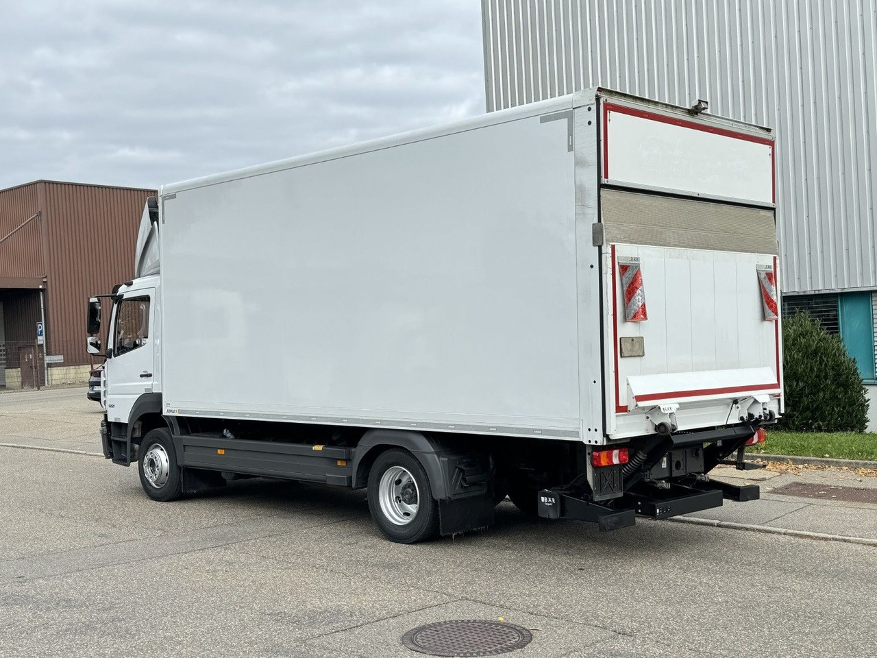 Mercedes-Benz Atego 1221 L Koffer 6,1m LBW AHK Klima TOP - Skapbil: bilde 5 Mercedes-Benz Atego 1221 L Koffer 6,1m LBW AHK Klima TOP - Skapbil: bilde 5