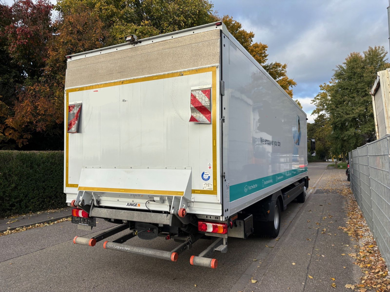 Mercedes-Benz Atego III 1227L, Euro-6, 2xAHK, Klima, Abbiegeas - Skapbil: bilde 4 Mercedes-Benz Atego III 1227L, Euro-6, 2xAHK, Klima, Abbiegeas - Skapbil: bilde 4