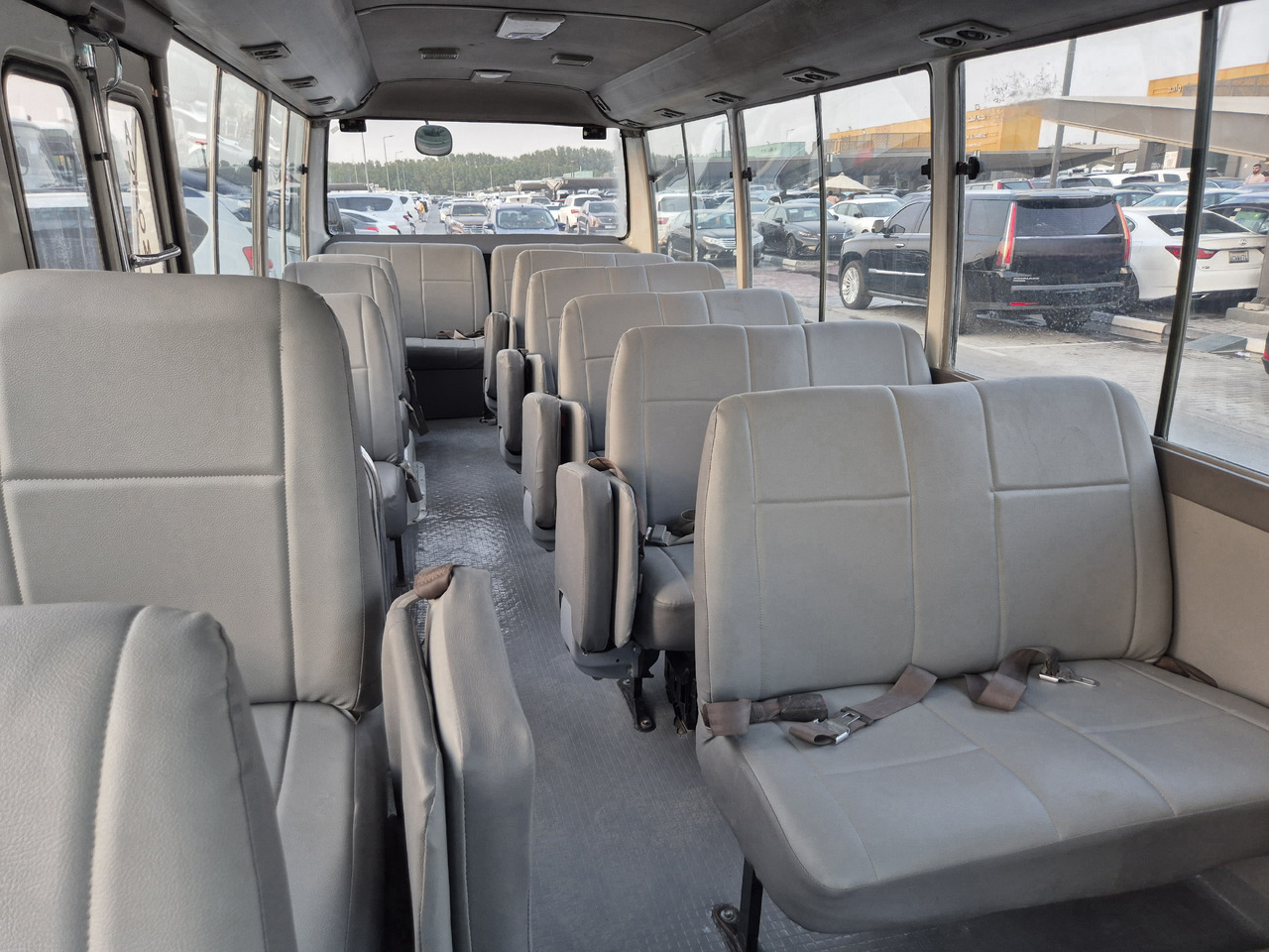 TOYOTA Coaster ... 25 places ...climatisé - Minibuss, Persontransport: bilde 5 TOYOTA Coaster ... 25 places ...climatisé - Minibuss, Persontransport: bilde 5