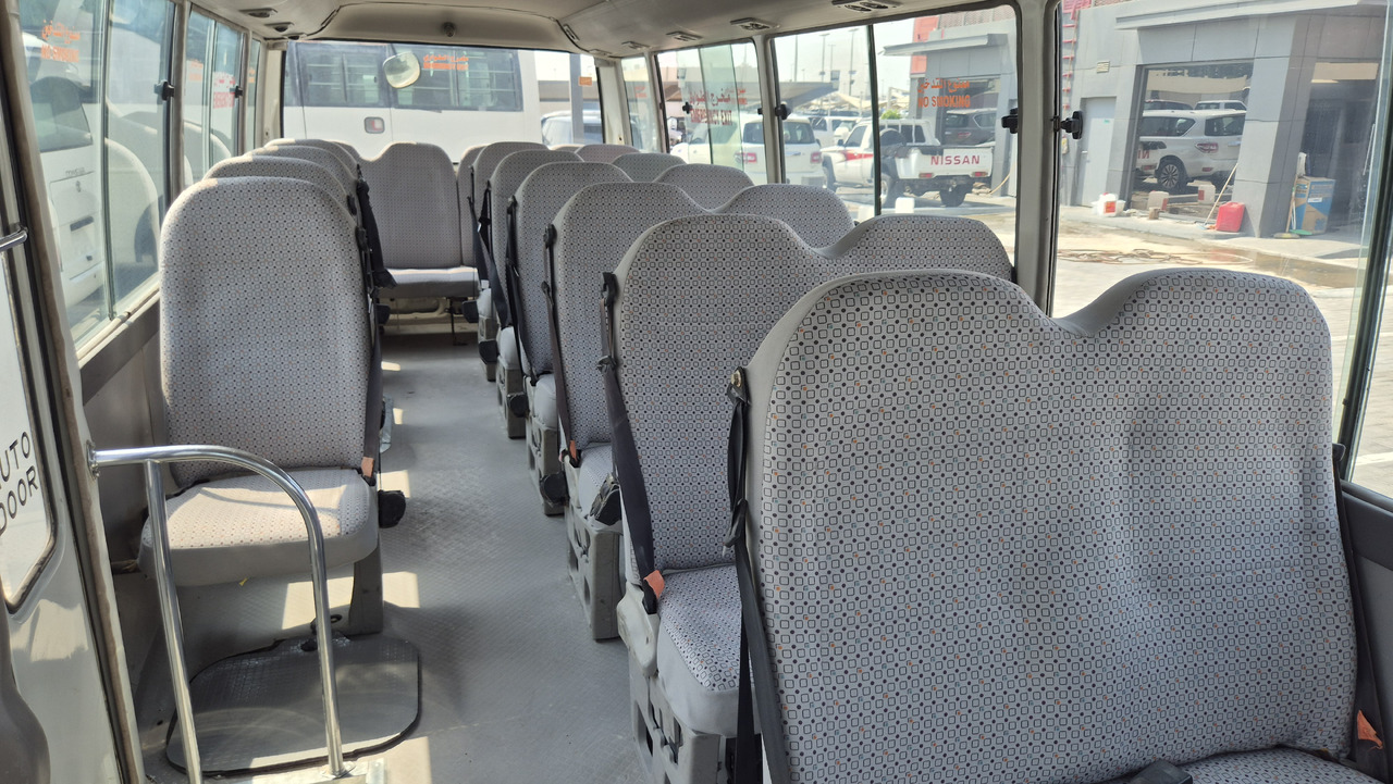 TOYOTA Coaster ... 30 places - Climatisé - Minibuss, Persontransport: bilde 4 TOYOTA Coaster ... 30 places - Climatisé - Minibuss, Persontransport: bilde 4
