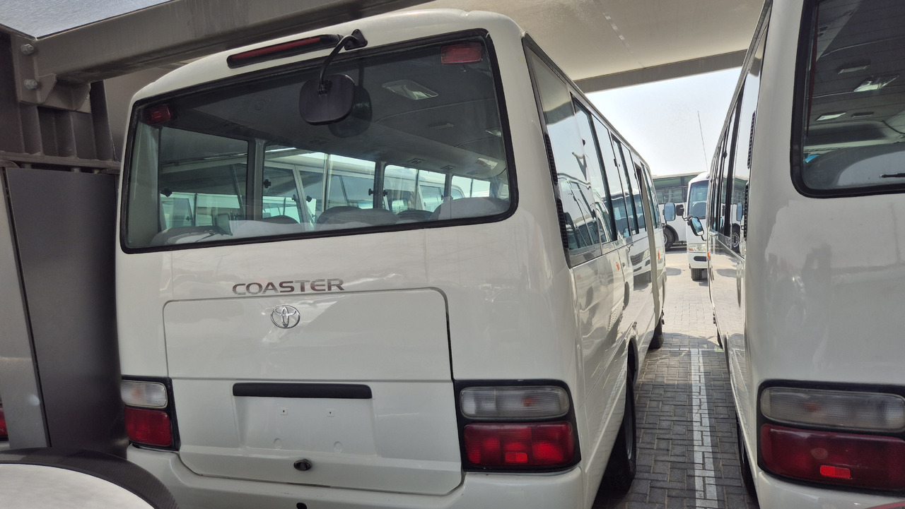 TOYOTA Coaster ... 30 places ... Climatisé - Minibuss, Persontransport: bilde 2 TOYOTA Coaster ... 30 places ... Climatisé - Minibuss, Persontransport: bilde 2